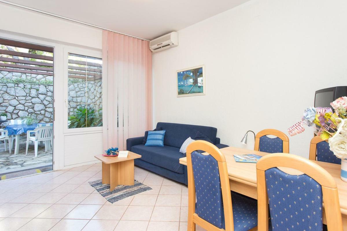 2-Bedroom Apartment 300M From Beach In Punat Ngoại thất bức ảnh