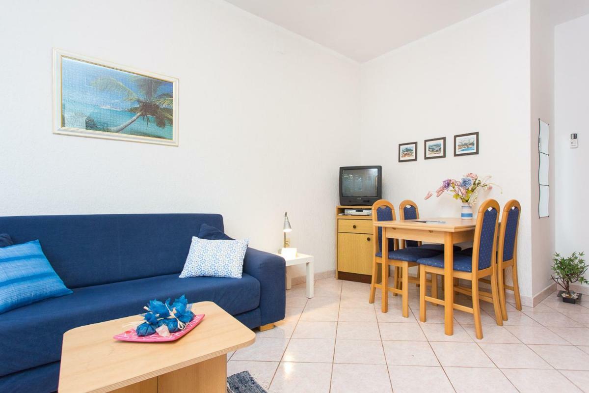 2-Bedroom Apartment 300M From Beach In Punat Ngoại thất bức ảnh